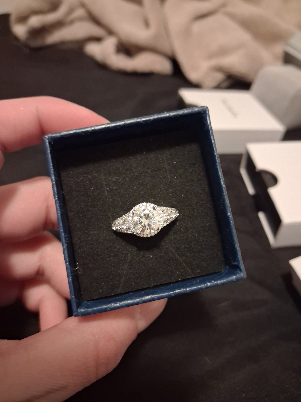 Sparkling Halo Silver Engagement Ring with Round Cut Center Stone
